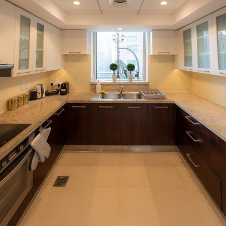 First Class 2Br With Burj Khalifa & Downtown View دبي المظهر الخارجي الصورة