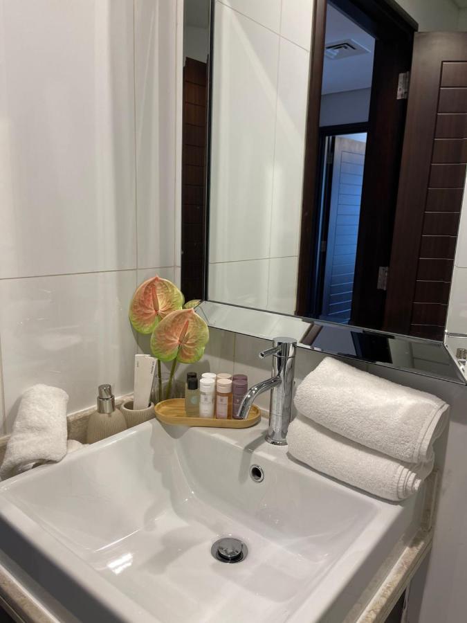 First Class 2Br With Burj Khalifa & Downtown View دبي المظهر الخارجي الصورة