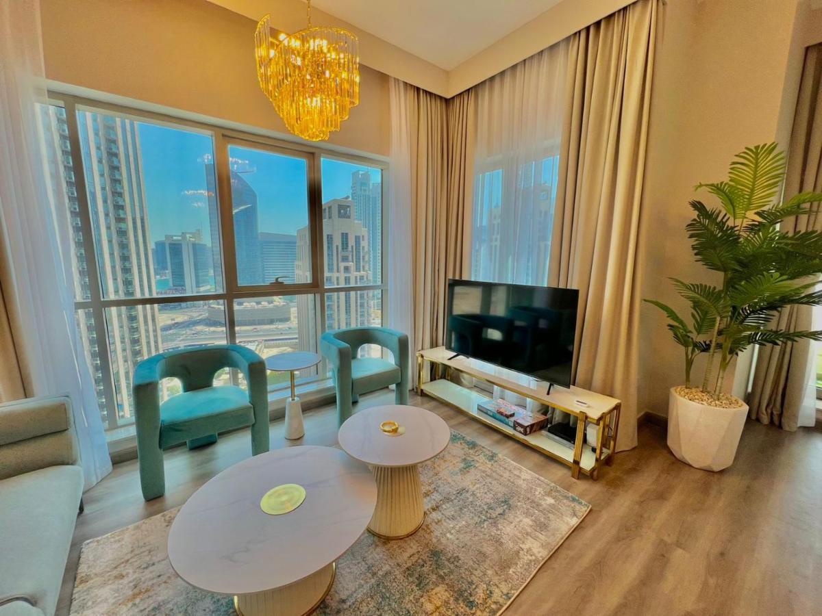 First Class 2Br With Burj Khalifa & Downtown View دبي المظهر الخارجي الصورة