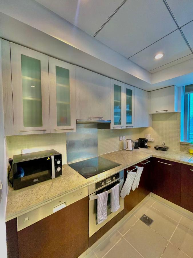 First Class 2Br With Burj Khalifa & Downtown View دبي المظهر الخارجي الصورة