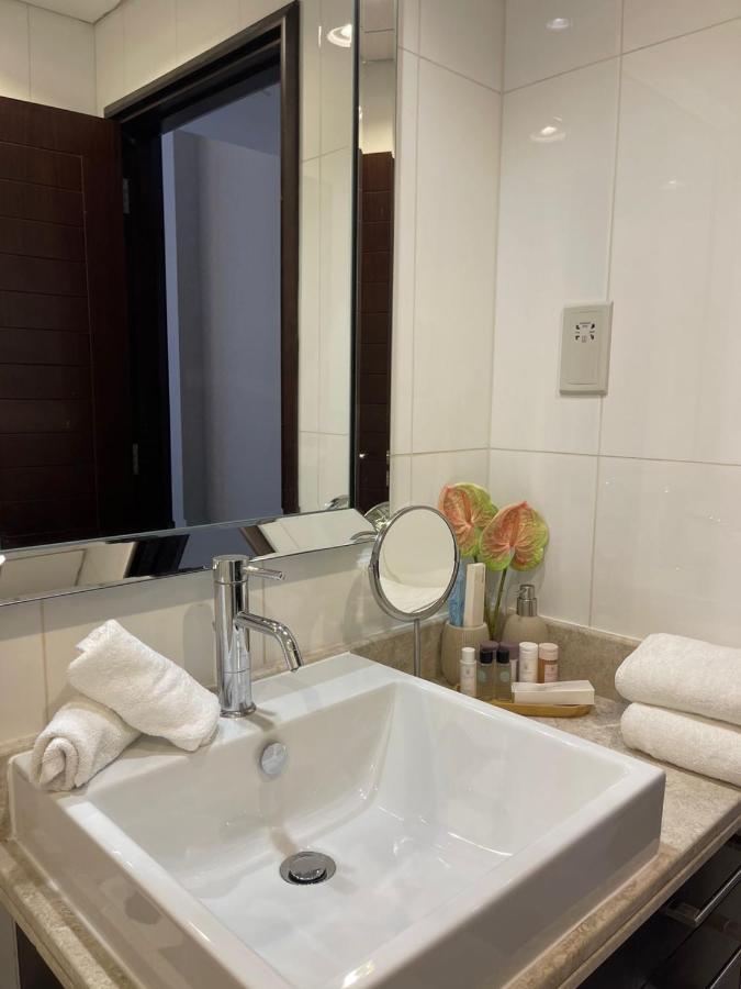 First Class 2Br With Burj Khalifa & Downtown View دبي المظهر الخارجي الصورة