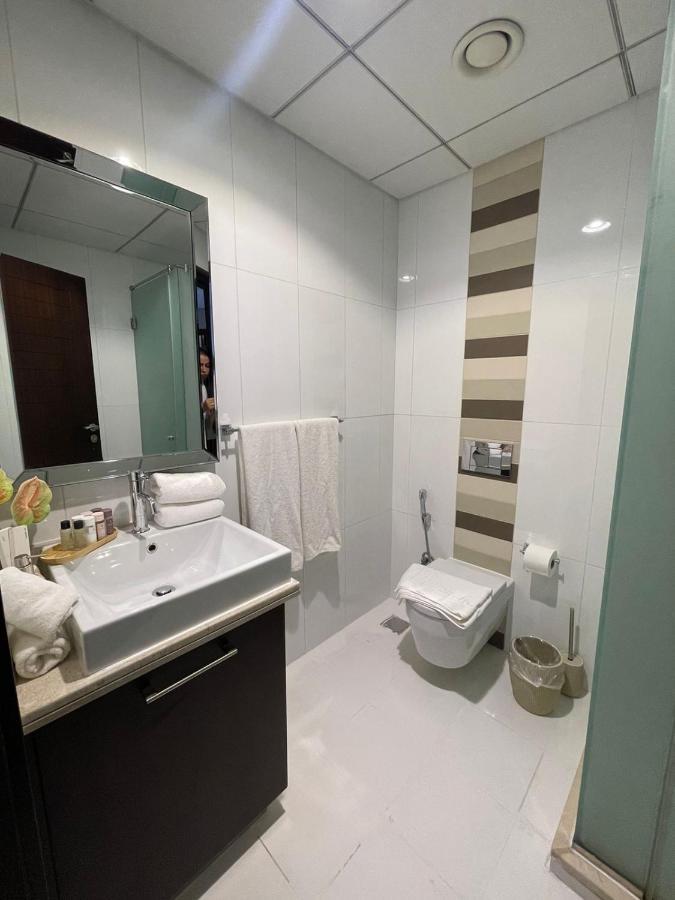First Class 2Br With Burj Khalifa & Downtown View دبي المظهر الخارجي الصورة