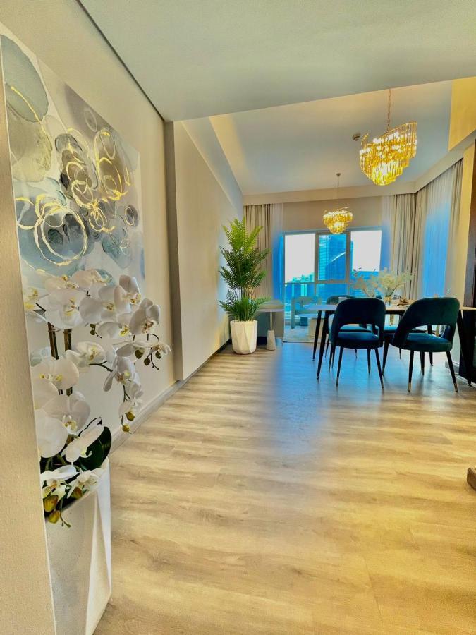 First Class 2Br With Burj Khalifa & Downtown View دبي المظهر الخارجي الصورة
