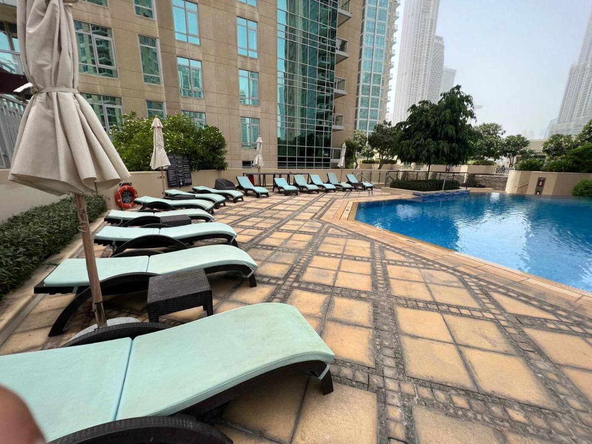 First Class 2Br With Burj Khalifa & Downtown View دبي المظهر الخارجي الصورة